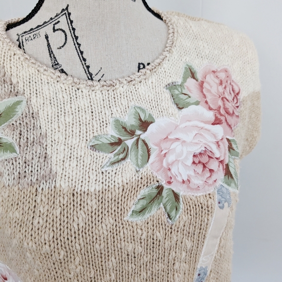 Vintage floral knitted top - Picture 3 of 11